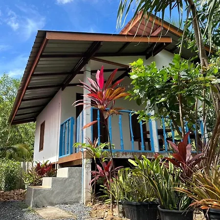 Blue Sky Bungalow-2