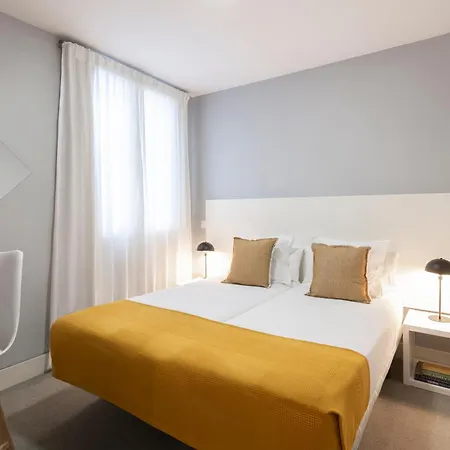 8Rooms Madrid, Smart Self Check-In Rooms-2