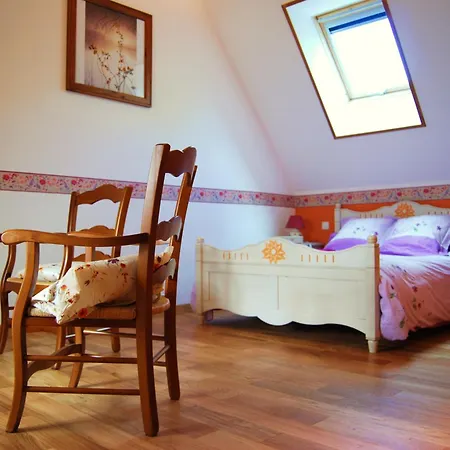 Le Clos des Tilleuls D Day Home, Chambres d'hôtes, Suite avec Sauna Privatif, Suite avec balnéothérapie privative, en supplément option SPA bain à remous-3