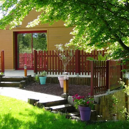 Le Clos des Tilleuls D Day Home, Chambres d'hôtes, Suite avec Sauna Privatif, Suite avec balnéothérapie privative, en supplément option SPA bain à remous-2