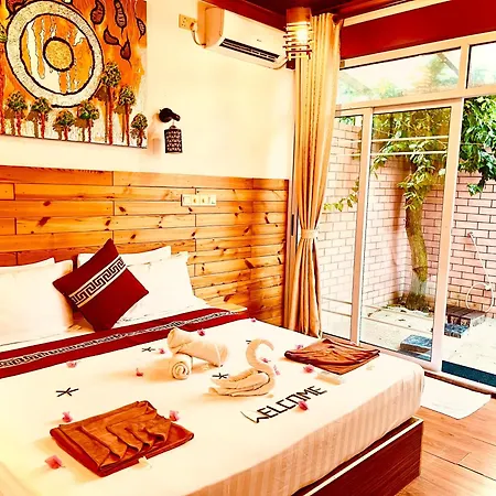 New Breeze Thoddoo Inn-3