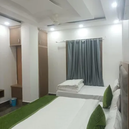 Hotel Golden Door-2