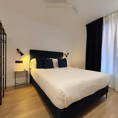 Arenal Rooms Bilbao-2