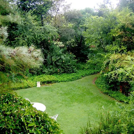 Emerald Guest House Springs-2