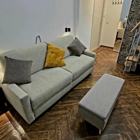 Casa Storica Piazza 5 Giornate-3