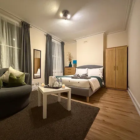 Good Size And Cheap Double Room In Hammersmith-2