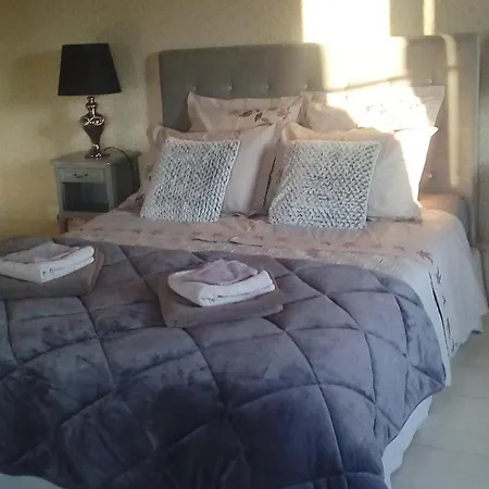 LA Maison DE CARO-2