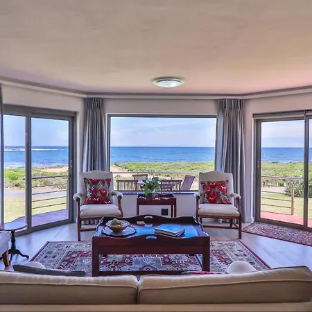 Sandbaai Country House-3