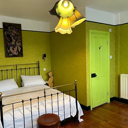 Moonfleet Boutique Hotel-3