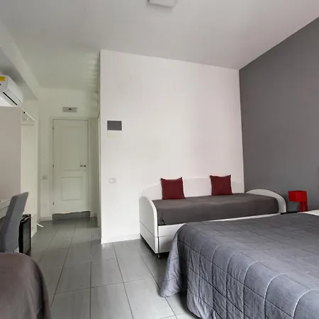 Vatican Central Suites-3