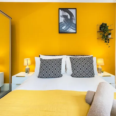 Islington Quarter-3