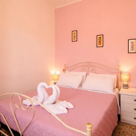 Casa Mafalda - Rooms, Friends And More - Affittacamere, Guest House-3