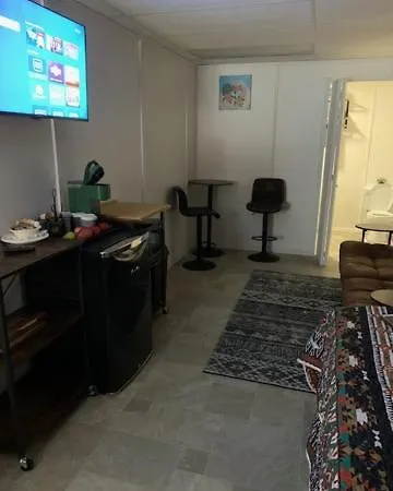 Geraldton Rooms-3