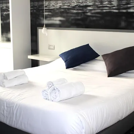 Beverello Rooms-3