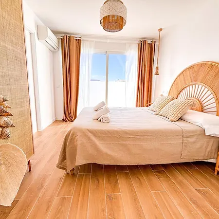 Chakra House Fuerteventura - Private Rooms In A Shared Boutique Guesthouse-2