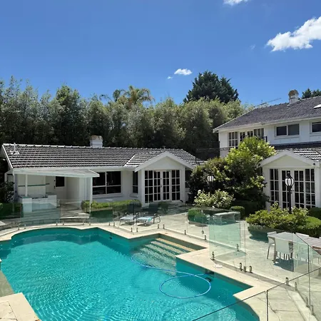 Stunning White House Luxury Retreat In Templestowe-2