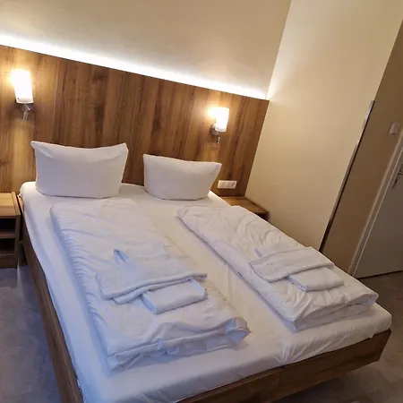 Hotel Wikinger Hof-2