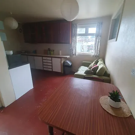Twin Room At Richmond House Fermoy-2