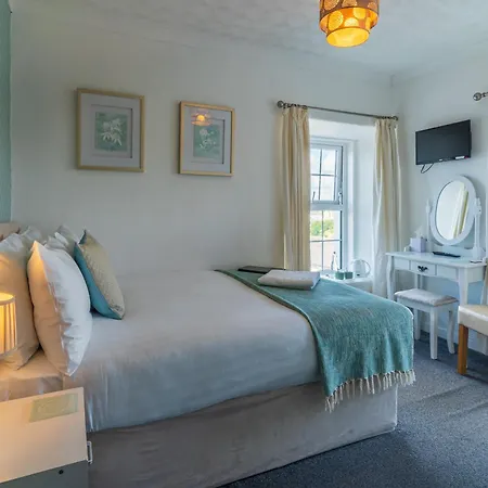 Rooms At The Highcliffe-3