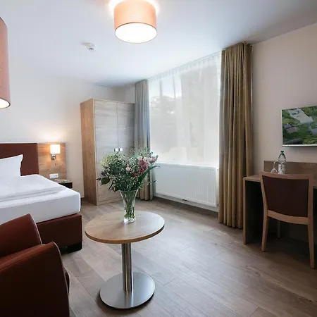 Hotel Dirks am Schloss-3