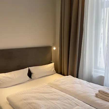 Motel Blue - Minimalist Boutique Hotel-3