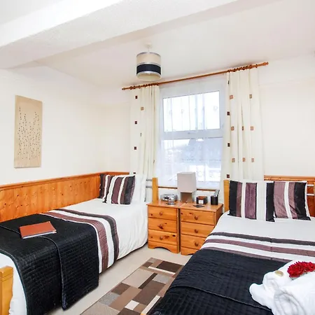 The Swiss Cottage, Shanklin-3