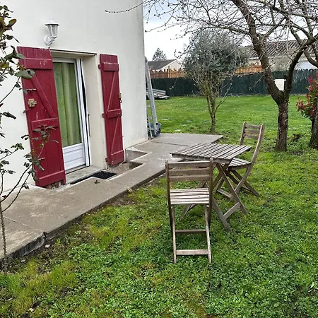Villa La Libellule 160 m2 avec 5 Chambres 2 Sdb 2 Wc Grand Jardin et Parking Privé-3