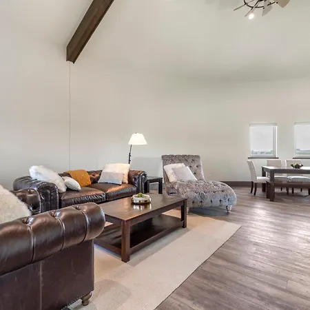 Penny'S Landing Guestrooms-3