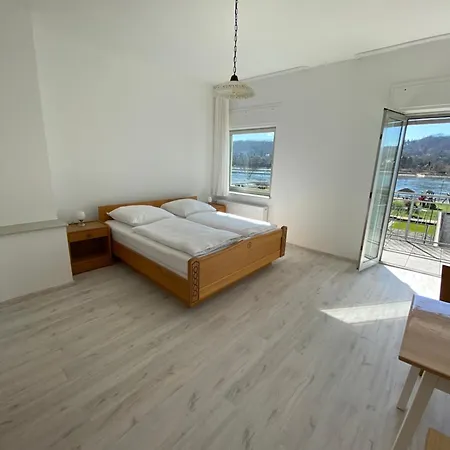 Hotel Rheinblick-3