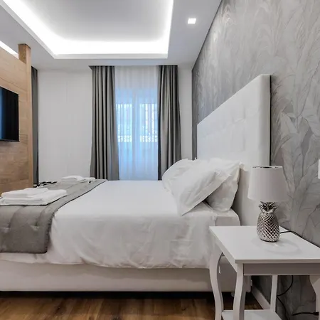 G Marconi Rooms & Suites-3