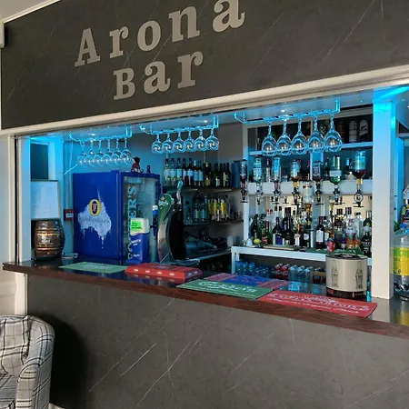 Arona Guest Hotel-3