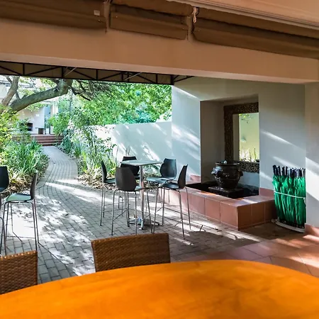 Melrose Place Boutique Hotel-3