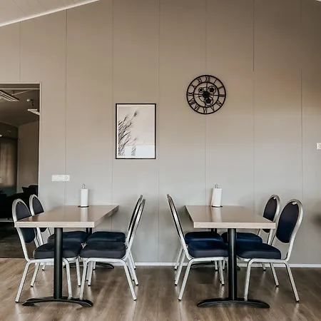 Guesthouse Reynir-3