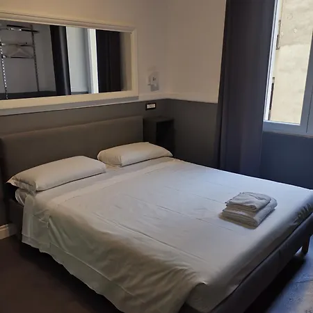 I Love Roma Guest House-3