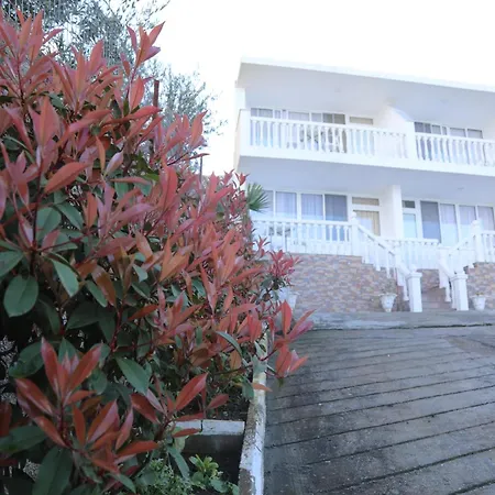 Lakefront House-2