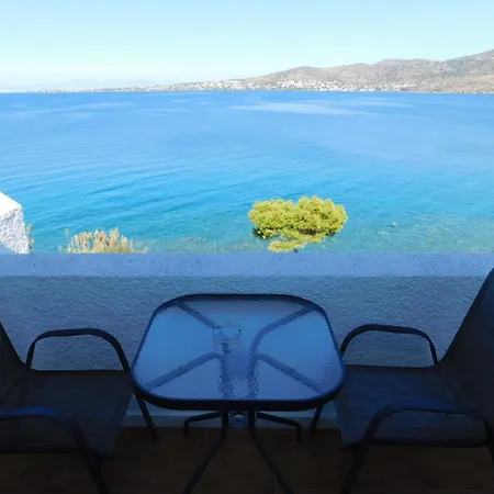 Perdika Mare Guesthouse-3