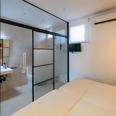 Hostal Royal Bliss-3