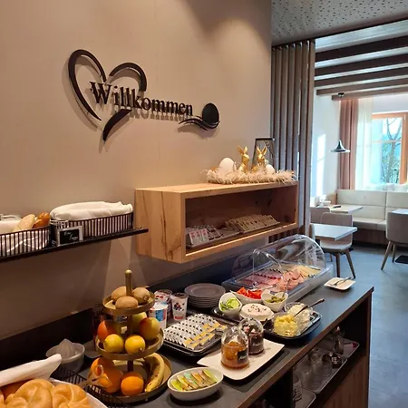 Pension Kreuzinger, 5310 Tiefgraben-2