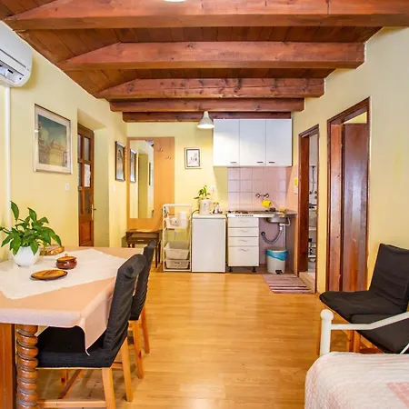 Anchi Guesthouse-3