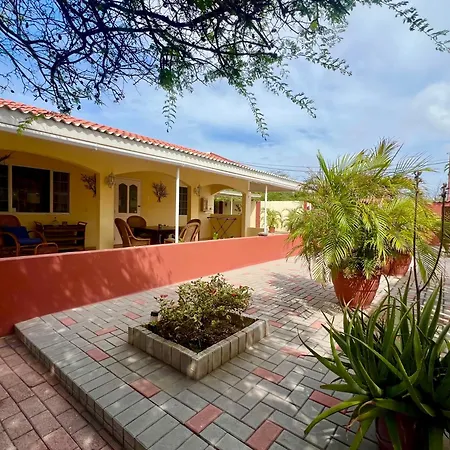 Bubali Gardens - Eagle Beach'S Oasis-3