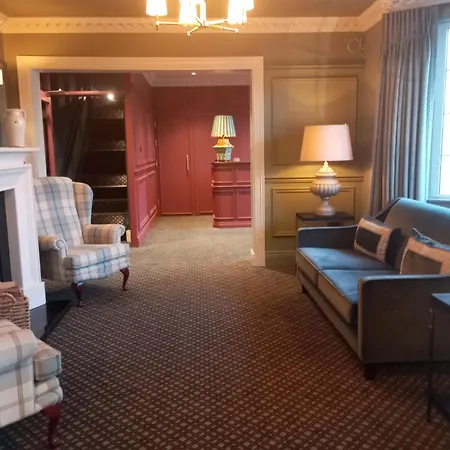 Castle Lodge-2