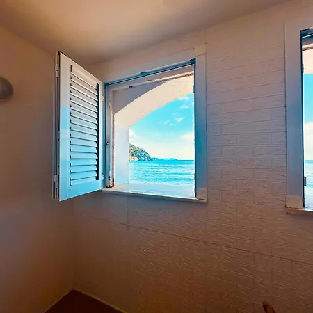 Lido Di Procida Guest House-3