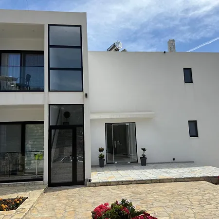 Villa Thomas-2