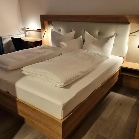 Hotel Julia Am Deich-3