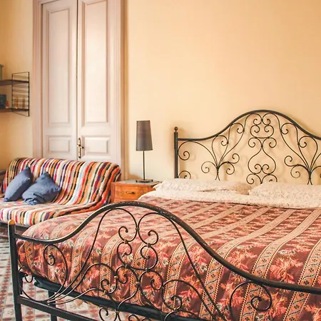 Casa Verdi - House Of Travelers-2