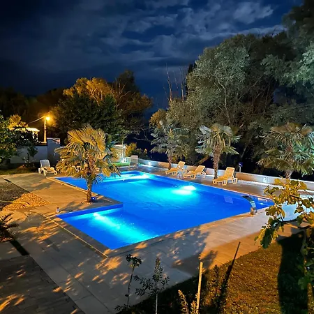 Luxury Villa Magic-3