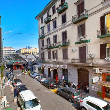 Royal Rooms Station Napoli-3
