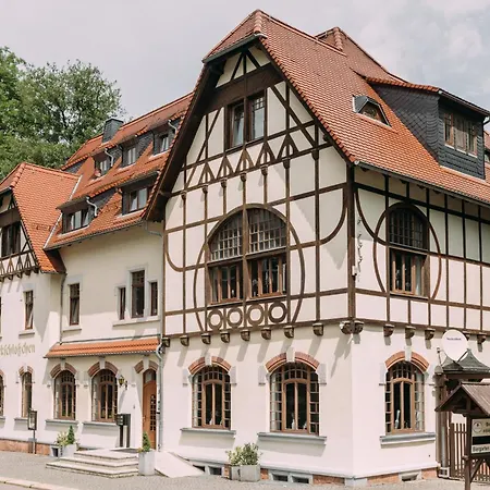 Parkschlösschen Lichtenstein Sachsen-2