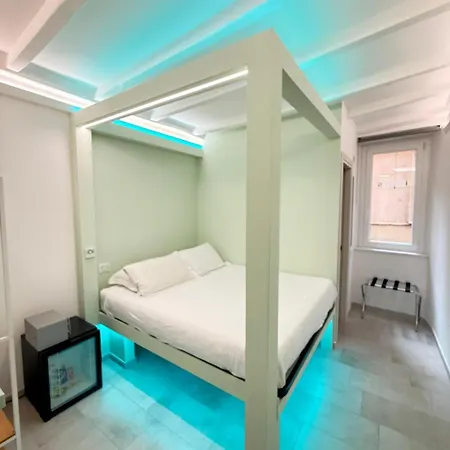 Irooms - Spanish Steps-2