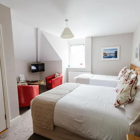 Avonmore House Guest Accommodation-3